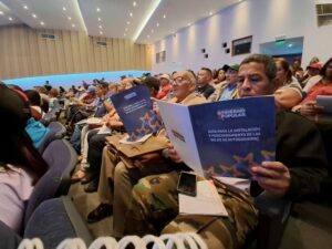 Enseñan planificación sobre gobierno popular