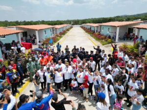 Favorecidas 100 familias trujillanas con viviendas en municipio Sucre