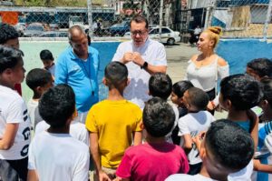 Negal Morales exige un programa de reinserción integral para migrantes que están retornando al país