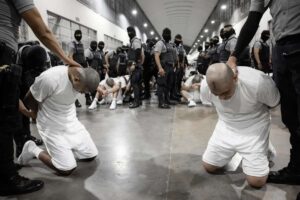 Inteligencia de EEUU contradicen versión de Trump sobre el Tren de Aragua