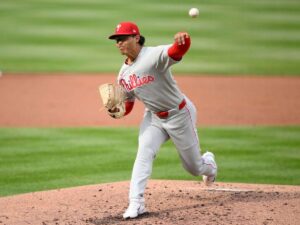 Luzardo lució bien en su estreno con Filadelfia