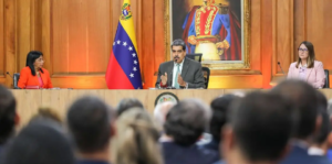 Nicolás Maduro ordena suspender impuestos municipales que afecten la actividad primaria