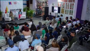 Más de 100 mujeres aprendieron a identificar la violencia vicaria