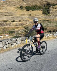 Merideño obtiene récord Guiness del ascenso en bicicleta más largo en la carrera Fondo Collado del Cóndor