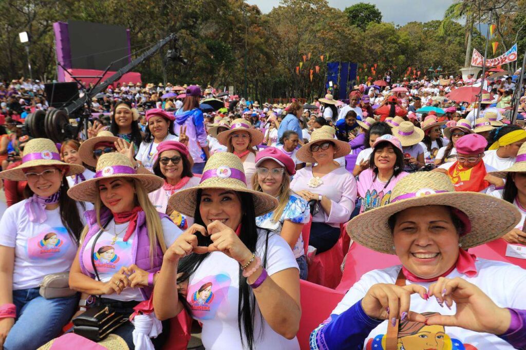 Presidente: hablar del día de la mujer es hablar de la lucha por la igualdad