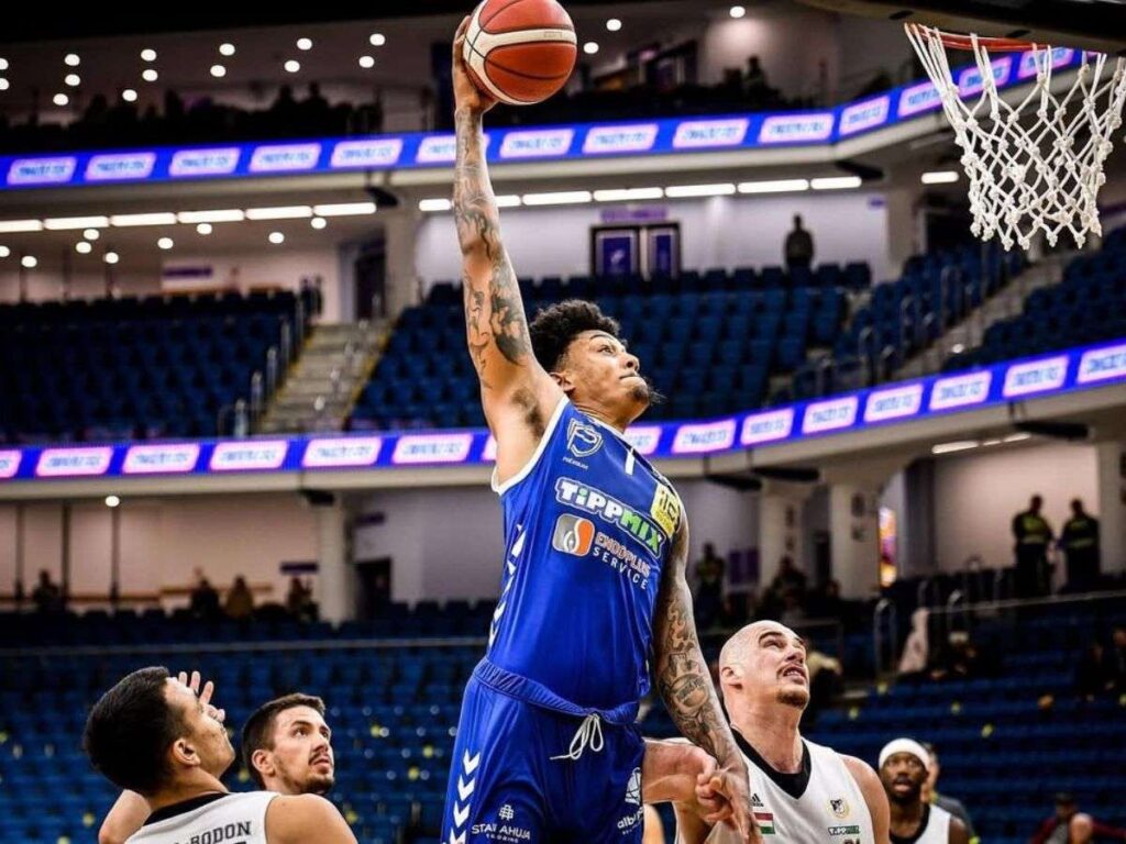 Shaheed Davis, la nueva pieza importada de Trotamundos