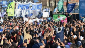 Universidades argentinas iniciaron paro de 48 horas