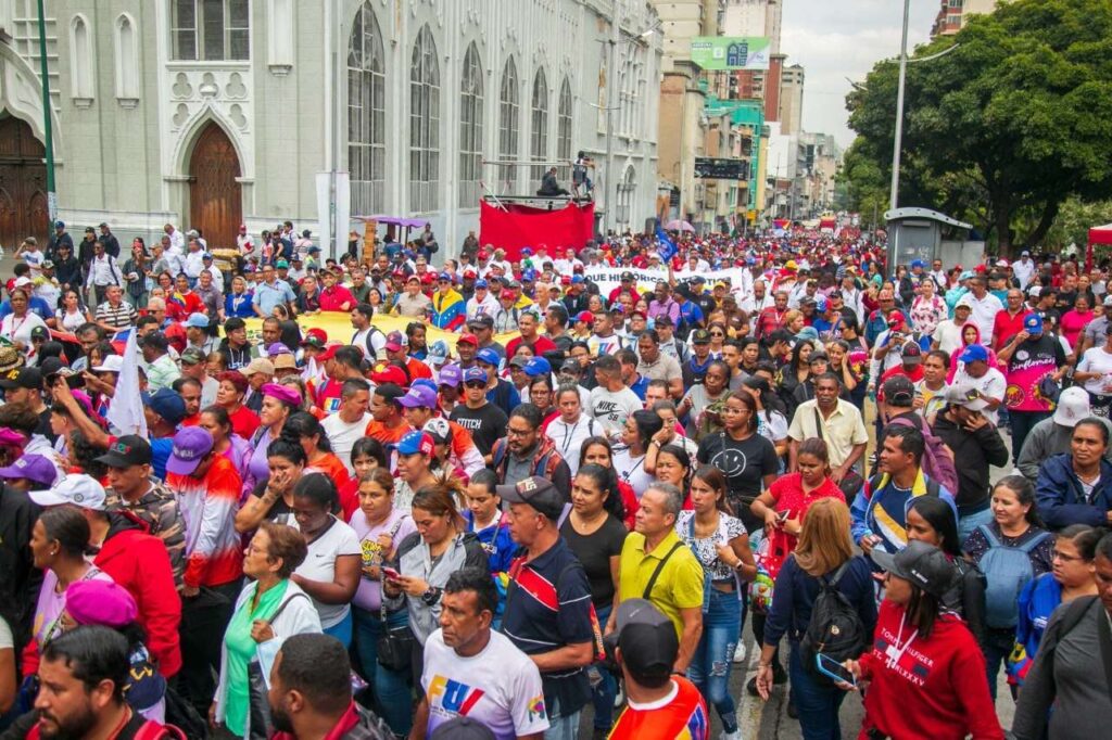 Universitarios exigen liberar a migrantes