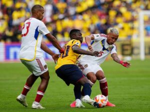 Venezuela sigue complicando su pase al mundial