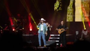 Jessi Uribe y Heredero encendieron con buena música el Poliedro de Caracas