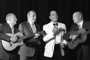 Gian Faraone y el trío 'Los Hermanos Rodríguez' lanzan "Boleros Forever"