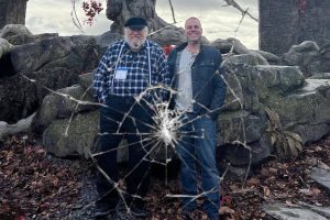 El creador de 'La casa del dragón' rompe su silencio y responde a las críticas de George R.R. Martin. "Es la serie que quiero hacer"