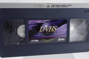 Hubo una vez una versión de los VHS que tenía mejor calidad de imagen que la de los DVDs. Fracasó por lo de siempre