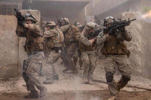 Tengo un problema con el final de 'Warfare', una película antibélica que acaba con un mensaje contradictorio