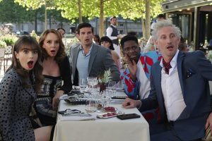 Malas noticias para los fans de 'Emily en París'. La serie de Netflix acaba de perder a uno de sus actores protagonistas para la temporada 5