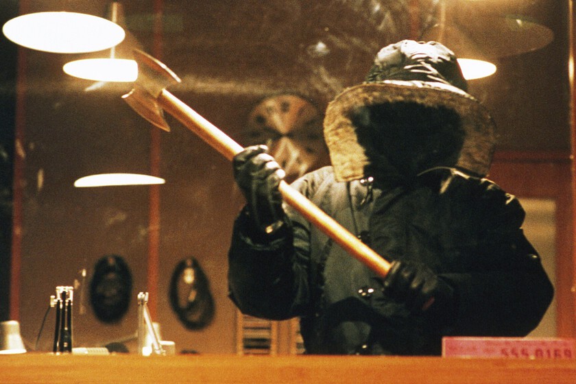 Llevo años esperando que Hollywood haga este reboot y ahora acaba de anunciarse que 'Leyenda Urbana' por fin lo tendrá