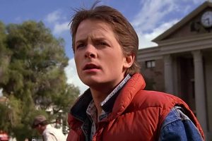 A Michael J. Fox casi le despiden de la serie que lanzó su carrera antes de 'Regreso al futuro'. Años después se vengó de forma genial del ejecutivo al que no le gustaba su cara