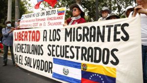 Abogados de venezolanos en El Salvador piden pronunciamiento del Supremo