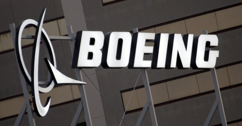 Trump arremete contra China por rechazar aviones de Boeing