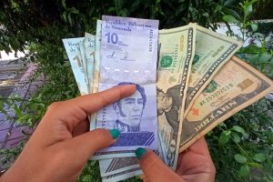 Así cerró el dólar en Venezuela este 2 de abril de 2025