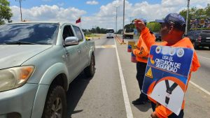 Conductores reciben formación y prevención vial en la Semana Mayor