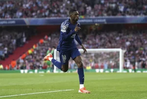 PSG le madrugó al Arsenal con gol de Dembélé en semifinal de Champions