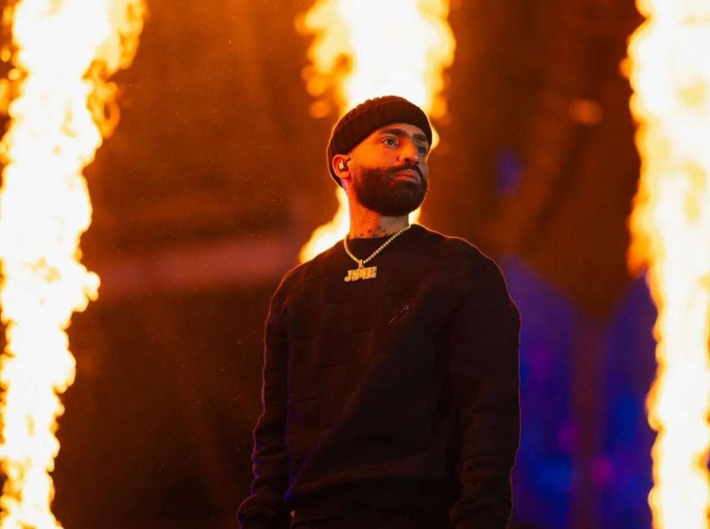 El reguetonero Arcángel fue operado del corazón