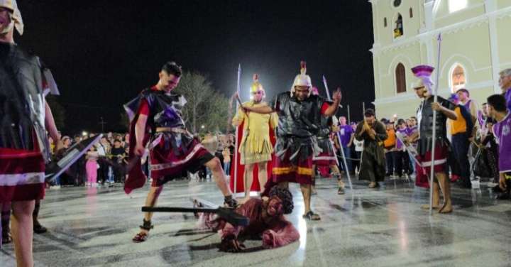 En Mara la juventud zuliana revivió la Pasión de Cristo