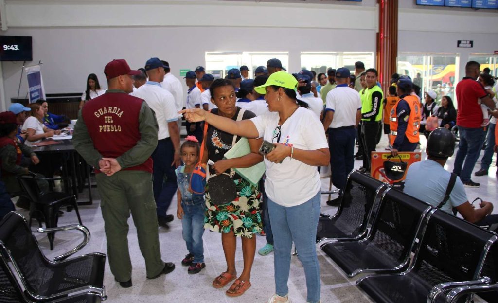 Estiman movilidad de más de 10 mil pasajeros por el Terminal de Barinas 