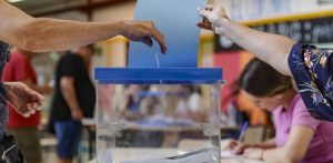 Gobierno de España plantea rebajar edad para votar a los 16 años