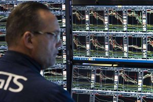 Gobierno de Trump no prevé rescatar los mercados