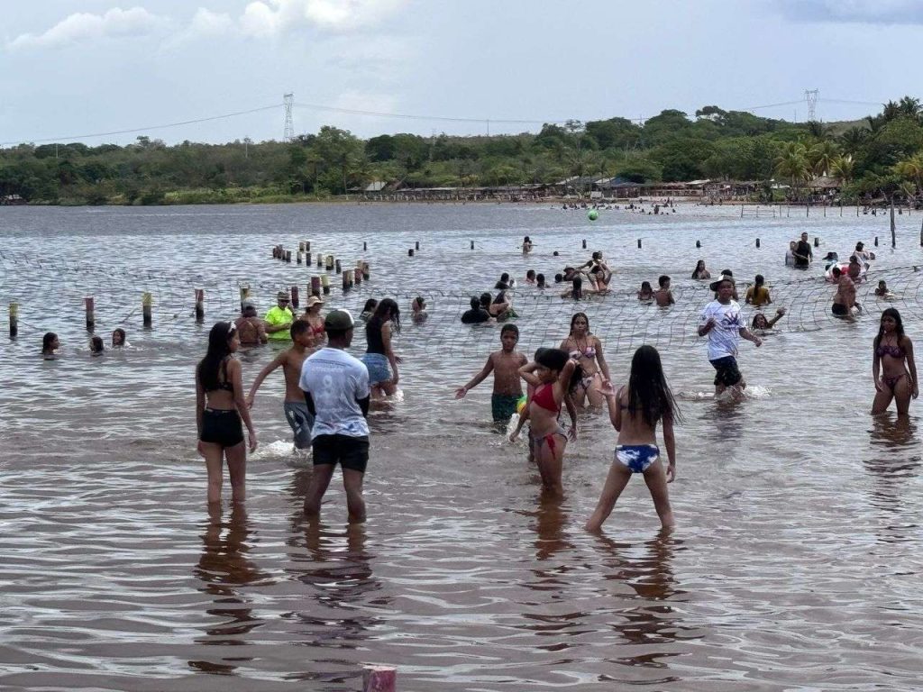 Guayaneses disfrutan Semana Santa entre Balnearios y La Llovizna