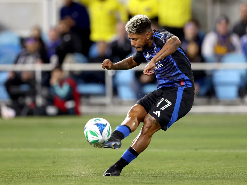 Josef marcó Hat-Trick y alcanzó cifra redonda en la MLS