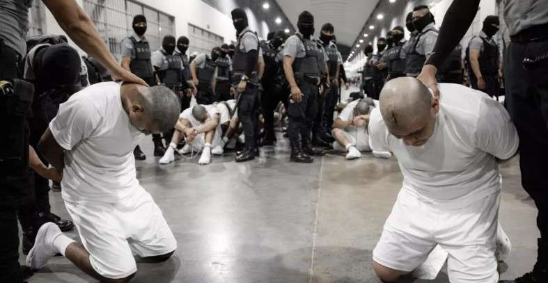 Jueza de EEUU ordena “facilitar” el regreso de venezolano secuestrado en El Salvador