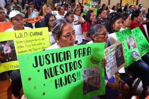 Madres venezolanas alzan sus voces en seminario sobre la criminalización de la migración