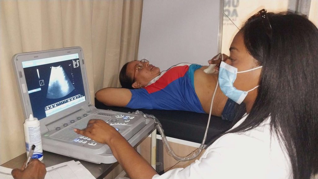 Más de 500 cultores atendidos en jornadas integrales en La Guaira