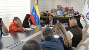 Min Industrias fortalece producción nacional de juguetes