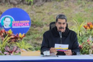 Presidente asegura que los venezolanos “no serán esclavos de nadie jamás”