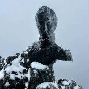 Sábado de Gloria vistió de blanco al pico espejo en Mérida