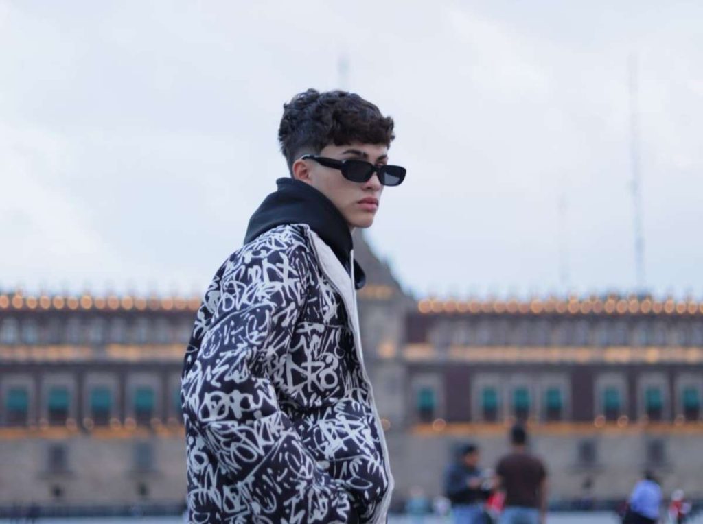 Sese sorprende por partida doble con 'Lonely' e 'Indeciso'