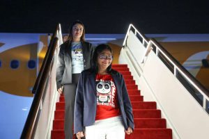 Vicepresidenta Delcy Rodríguez llega a Shanghái en visita oficial por China