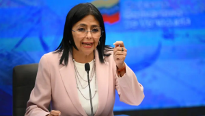 Vicepresidenta denuncia mentiras de Reuters contra Venezuela