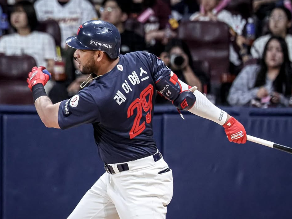 Víctor Reyes clave en triunfo de Gigantes de Lotte