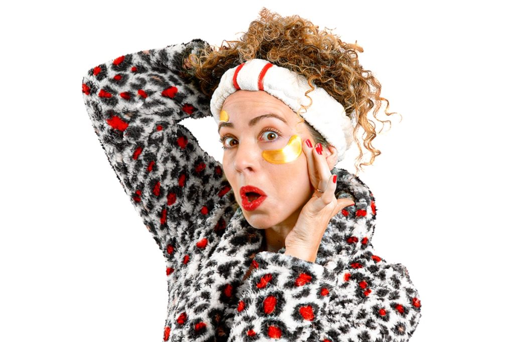 Una gira de Stand-Up Comedy por Venezuela: Ale Otero presenta "Doña"