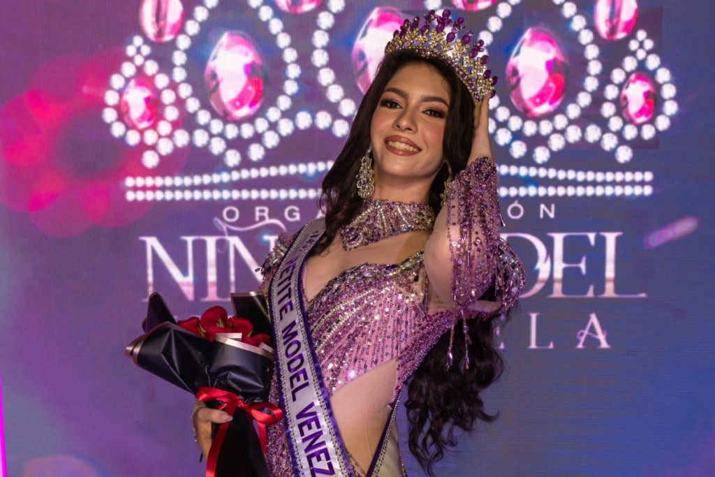 Oriana D'Santiago se coronó como Petite Model Venezuela 2025