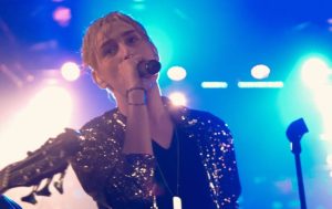 Coxsession I” y revoluciona el rock en español