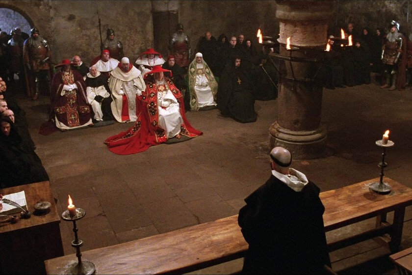 Es una de las películas imprescindibles de Sean Connery. Hoy en TV, un misterio en el convento a la altura de ‘Conclave’