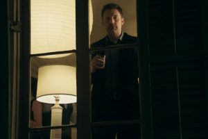 Hoy en TV, un thriller lleno de proposiciones indecentes y atracciones fatales por los caracoles: ‘Aguas profundas’