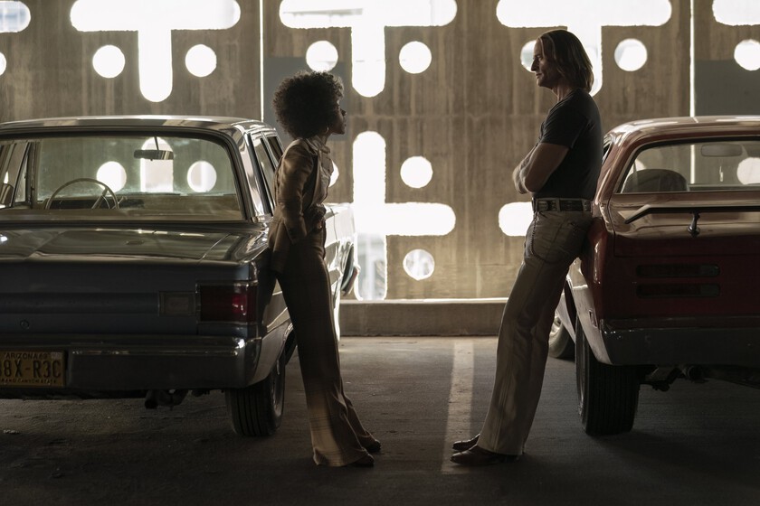 Duster (2025) Crítica - La nueva serie de J.J. Abrams en Max evita griparse con una efectiva dosis de exploitation