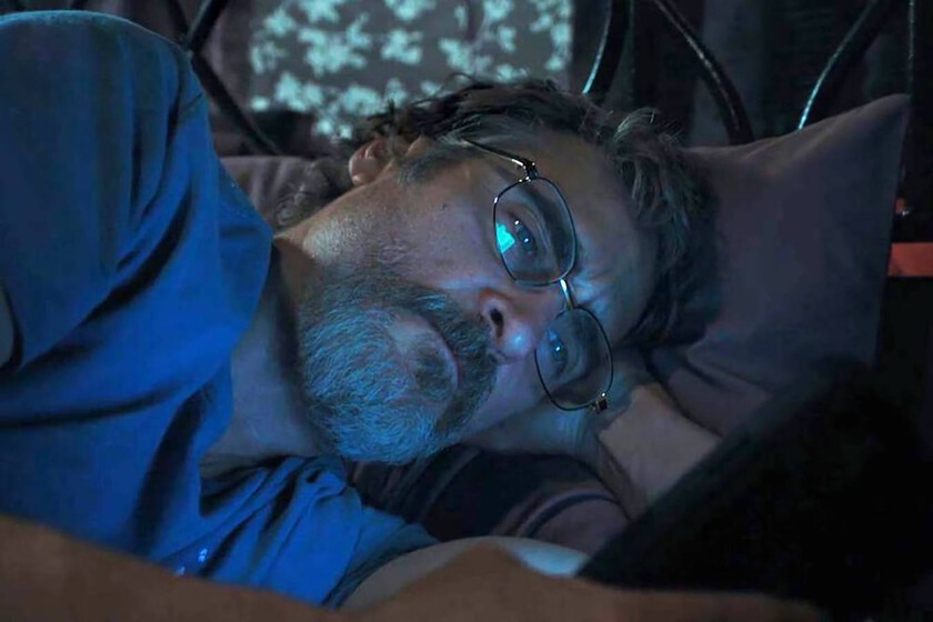 'Eddington' captura el mundo enloquecido en el que vivimos. Joaquin Phoenix lidera una sátira feroz en clave de western que arrasa con todo